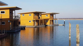 FLOATING HOUSES - 